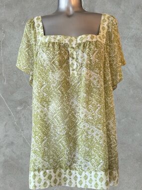 Free | Plus Size Flowy Olive and White Square Neck Printed Blouse